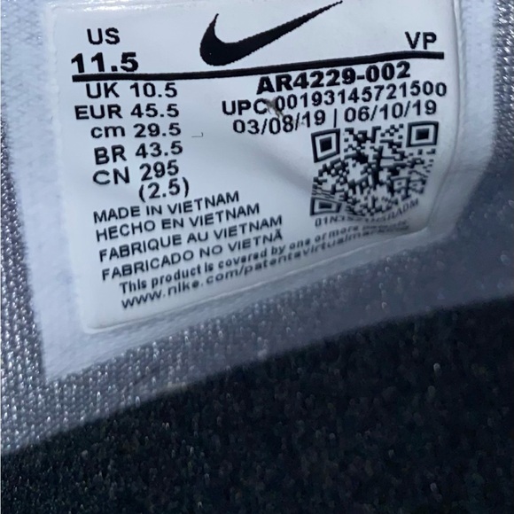 Nike Gray Athletic Shoes - Picture 10 of 10